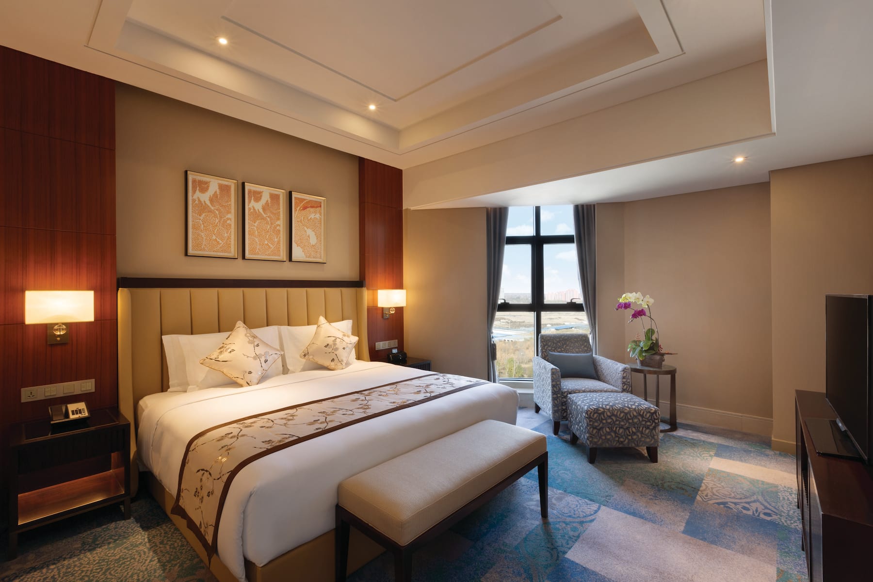 Guest room at the Wyndham Urumqi North in Wujiaqu, Other than US/Canada
